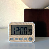 Lade das Bild in den Galerie-Viewer, Intirilife Digitaler Timer in Holz - Optik - 9 x 3 x 7 cm - Küchenuhr Kurzzeitmesser Eieruhr in Holzoptik mit LCD Display - Stoppuhr Küchentimer Wecker Alarm Uhr Kochuhr
