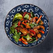 Lade das Bild in den Galerie-Viewer, Intirilife 4-teiliges Schalen-Set in schickem Geschenkkarton - 11. 3 x 5.5 cm - Japanisches Porzellan Geschirrset in Blau und Weiß