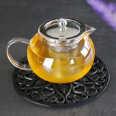 Lade das Bild in den Galerie-Viewer, Intirilife 3-teiliges Silikon Untersetzer Set in Schwarz - 19.5 cm - Flexible Antihaft Topf Untersetzer Rutschfest Hitzebeständige Matte mit verschiedenen Ornamenten