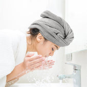 Lade das Bild in den Galerie-Viewer, Grau