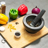 Lade das Bild in den Galerie-Viewer, Intirilife Mörser mit Stößel aus Naturstein Granit - 16cm Durchmesser - Zum Zerkleinern von Gewürzen, Nüssen, Samen, Tabletten