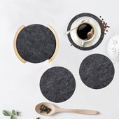 Lade das Bild in den Galerie-Viewer, Intirilife 10x Untersetzer aus Filz mit Holzhalterung in Dunkel Grau - Untersetzer 9.9 x 0.5 cm - Halterung 11.9 x 6.6 cm - Glas Getränke Flaschen Untersetzer für Tassen Schüsseln und mehr