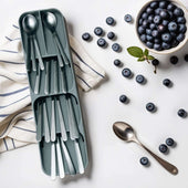 Lade das Bild in den Galerie-Viewer, Intirilife Besteckkasten Schubladen Organizer aus Kunsstoff in Grau - 40 x 11 x 5.5 cm - Einsatz für Schubladen für Besteck Kochutensilien uvm