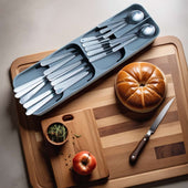 Lade das Bild in den Galerie-Viewer, Intirilife Besteckkasten Schubladen Organizer aus Kunsstoff in Grau - 40 x 11 x 5.5 cm - Einsatz für Schubladen für Besteck Kochutensilien uvm