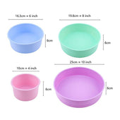 Lade das Bild in den Galerie-Viewer, Intirilife 4-teiliges Kuchenbackformen Set Rund aus Silikon in Rot - 10 cm / 16.3 cm / 19.8 cm / 25 cm - Zum Backen von Torten Kuchen Schichttorten