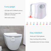 Lade das Bild in den Galerie-Viewer, Intirilife LED Toilettenlicht Nachtleuchte in Weiß mit Bewegungsmelder und 8 verschiedenen Farben - 6.5 x 1.7 x 6.8 cm - Ein Blickfang der Ihnen hilft nachts das WC zu finden