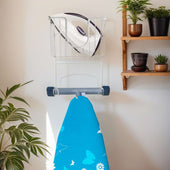 Lade das Bild in den Galerie-Viewer, Intirilife Bügeleisenhalter Bügelbretthalter Wandmontage Halterung aus Edelstahl in Weiß - 20.3 x 13.5 x 30 cm - Zum Bohren inkl. Schrauben und Dübel platzsparend Aufbewahrungskorb