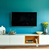 Lade das Bild in den Galerie-Viewer, Intirilife TV Wandhalterung aus Edelstahl - 46 x 42.7 x 2.3 cm Größe - VESA 200 x 200 mm bis 400 x 400 mm - Max. Belastbarkeit 50 Kg - Fernsehhalterung passend für meisten 26 - 65 Zoll Fernseher