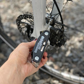 Lade das Bild in den Galerie-Viewer, Intirilife 16 in 1 Reparaturwerkzeug für Fahrrad aus Stahl in Schwarz - 9 x 4 x 2.5 cm - Multitool Werkzeug für unterwegs Fahrradwerkzeug Zubehör klein und handlich