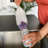 Lade das Bild in den Galerie-Viewer, Intirilife Reinigungsbürste für Flaschen kompatibel mit Soda Stream-Flaschen in Weiß - 38 x 9 cm - Flaschen Reiniger Bürste kratzfrei zum Säubern von Tassen Gläser Flaschen Karaffen