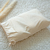 Lade das Bild in den Galerie-Viewer, Intirilife 6-teiliges Trocknerbälle Set aus weißer Baumwolle - 7 cm Durchmesser - Wiederverwendbar Trockenball für Wäschetrockner Reduziert Falten Kann mit Duft beträufelt werden für duftene Kleidung