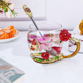 Lade das Bild in den Galerie-Viewer, Intirilife Schmetterling Teetasse Blumentasse Kaffeetasse 250 ml aus hitzebeständigem Glas Set mit Löffel in Gold - Rot - Lila - Perfektes Geschenk zum Muttertag, Geburtstag, Hochzeit, handgefertigt