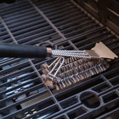 Lade das Bild in den Galerie-Viewer, Intirilife Grillbürste aus Edelstahl mit Schaber - 43.5 x 7 x 11.5 cm - Reinigungsbürste für Gasgrill, Elektrogrill, Holzkohlegrill, Rost uvm.