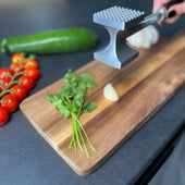 Lade das Bild in den Galerie-Viewer, Intirilife Fleischklopfer doppelseitig - 27 x 4.7 x 6.7 cm - Fleischhammer, Schnitzelklopfer, Fleischzartmacher mit 2 Schlagflächen für schönes dünnes Fleisch