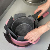 Lade das Bild in den Galerie-Viewer, Intirilife 6x Pfannenschutz Pfannenschoner aus Filz in Grau - 38 x 38 x 0.2 cm - Topfschutz Stapelschutz Untersetzer zum Schutz vor Kratzern hitzebeständig