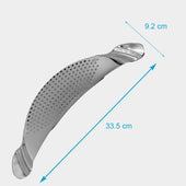 Lade das Bild in den Galerie-Viewer, Intirilife Topfsieb aus Edelstahl in Halbmondform - 33.5 x 9.2 cm - Flaches Nudelsieb praktische Abgießhilfe für Töpfe und Schüsseln bis 26 cm Durchmesser