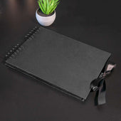 Lade das Bild in den Galerie-Viewer, Schwarz