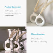 Lade das Bild in den Galerie-Viewer, Intirilife 2-teiliges Vasen Set rund aus Keramik in Weiß - 22 x 6 x 23 / 18 x 5 x 19.5 cm - Nordische dekorative Vasen in verschiedenen Größen für Blumen Trockenblumen