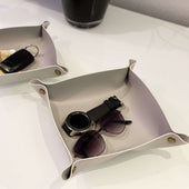 Lade das Bild in den Galerie-Viewer, Grau