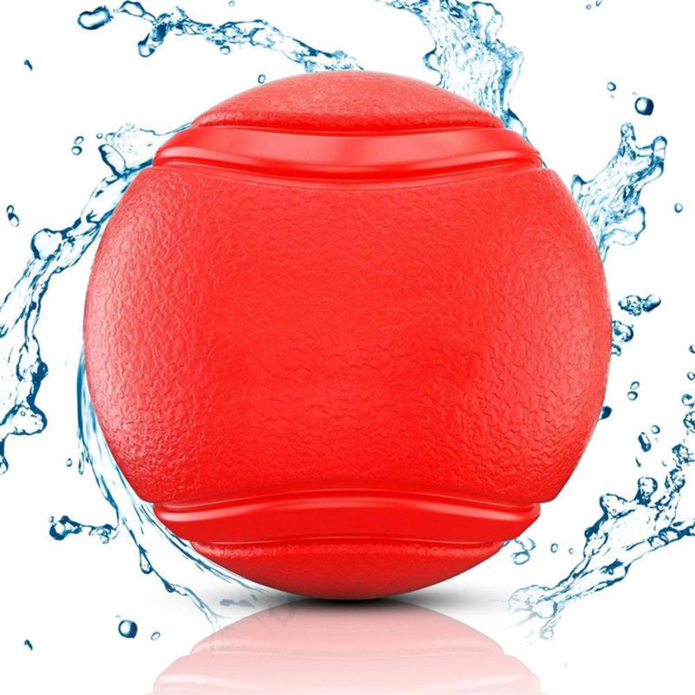 Intirilife Hunde Gummiball 7cm in KNALL ROT - Hundeball Haustier Spielzeug mit 7 cm Durchmesser ideal zur Zahnreinigung - Bissfest, Geruchsneutral, Widerstandsfähig, Schwimmt auf Wasser