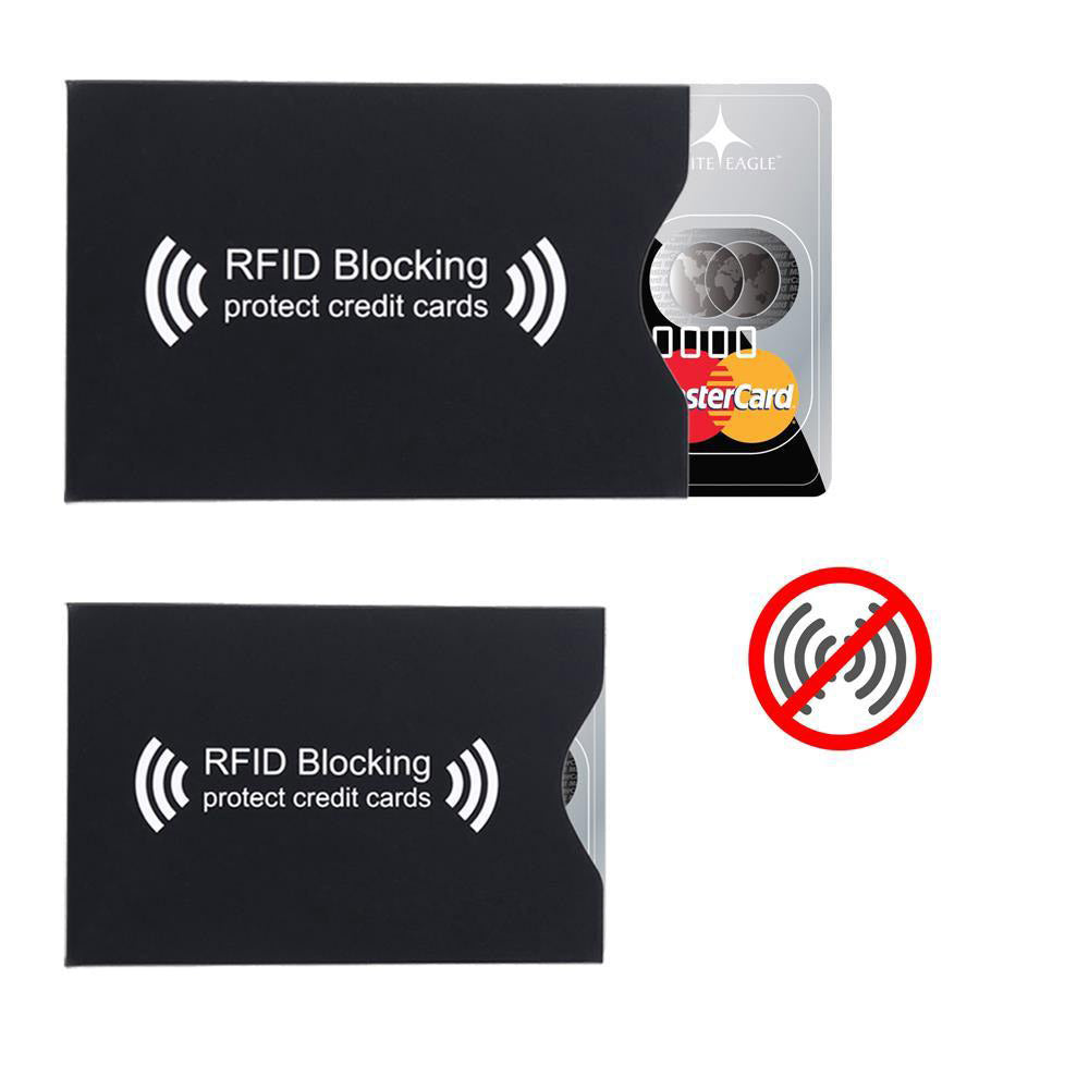 Intirilife 10x RFID Blocking Schutzhülle in SCHWARZ - 8.7 x 5.8 cm - 10 Stück RFID Blocker für EC Karten, Bankkarten, Kreditkarten, Ausweise - Kreditkartenhülle Sicherheitshülle gegen Datendiebstahl