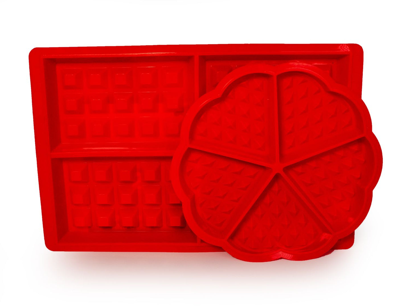 Intirilife 2er Waffelformen Set Backformen in runder Herzformen und Rechtecke aus Silikon in Rot - 28 x 18.5 x 1.5 cm & 16.8 x 1.5 cm - Wiederverwendbar für Hobby- und Profibäcker